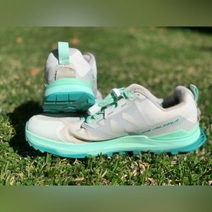 Altra Lone Peak 
Trail Shoes/ hiking shoes